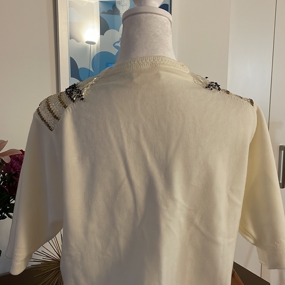 GIGI 100% Wool hand beaded white short sleeve sweater - Picture 8 of 9